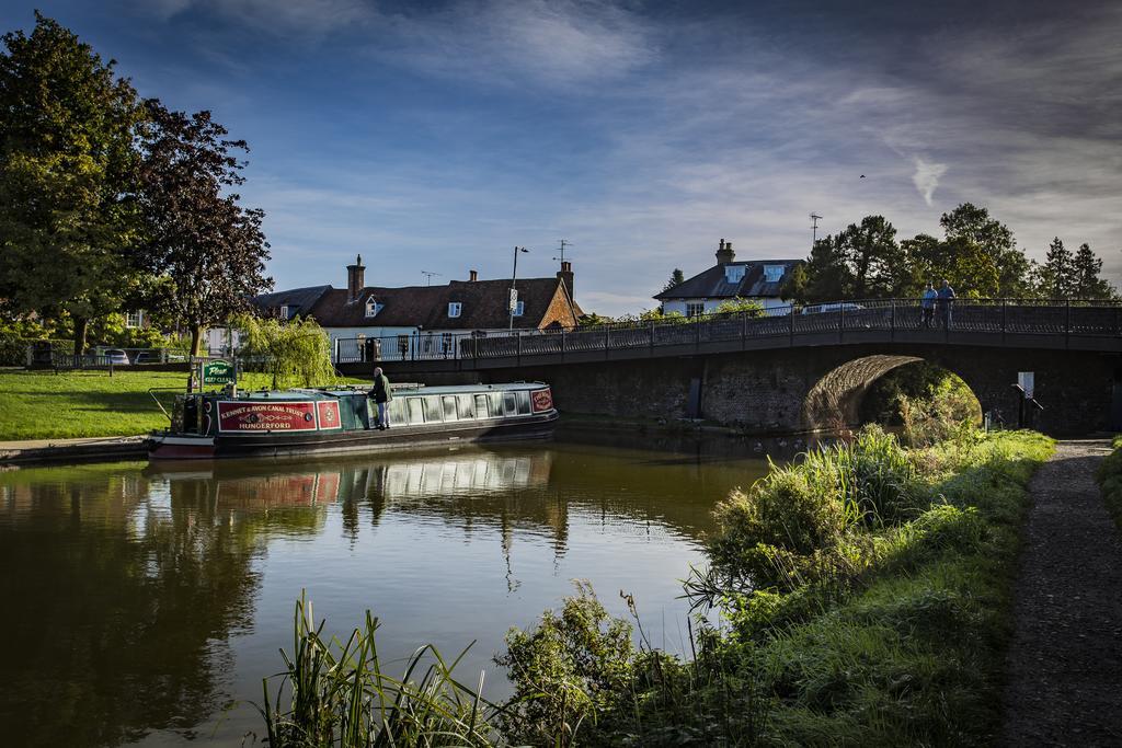The Three Swans Hotel, Hungerford, Berkshire Ngoại thất bức ảnh