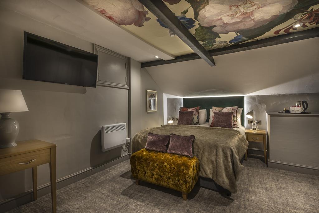 The Three Swans Hotel, Hungerford, Berkshire Ngoại thất bức ảnh